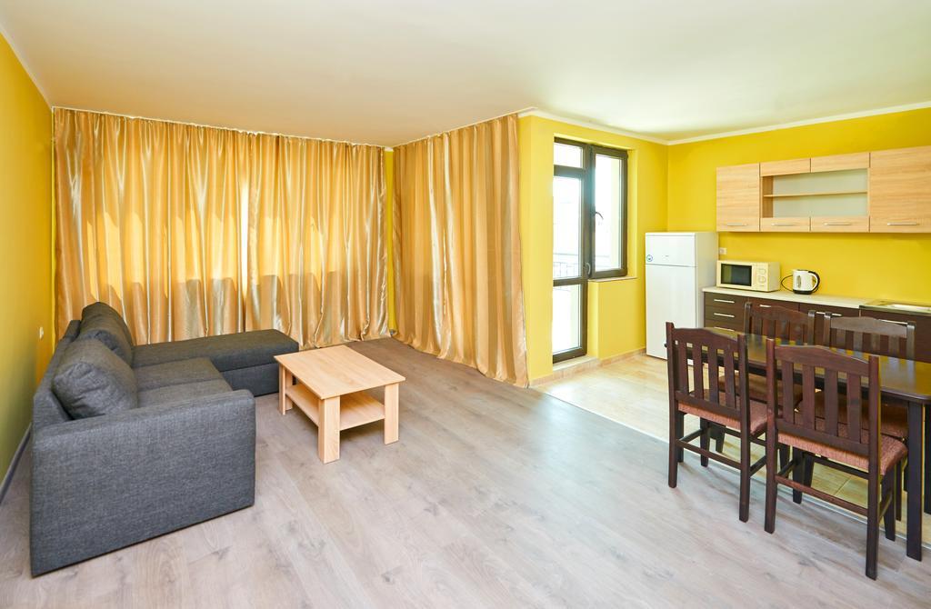 Evi 2 Apartment *