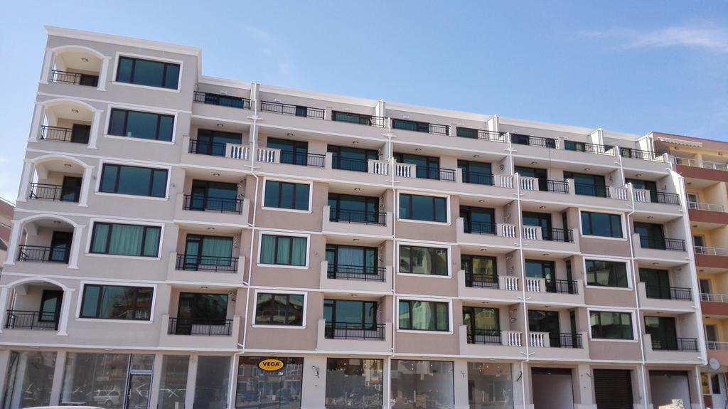 Apartment Evi 2 *