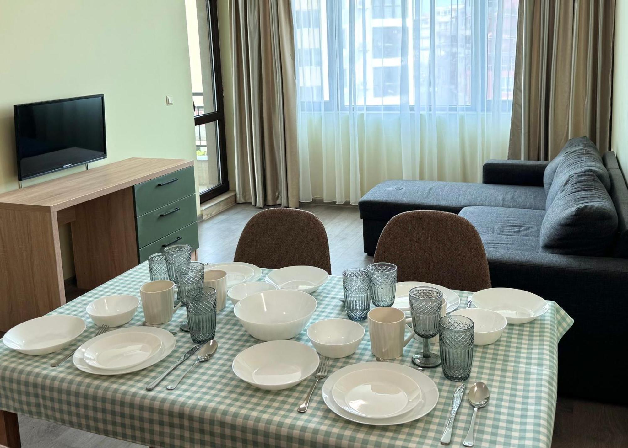 Evi 2 Apartment *